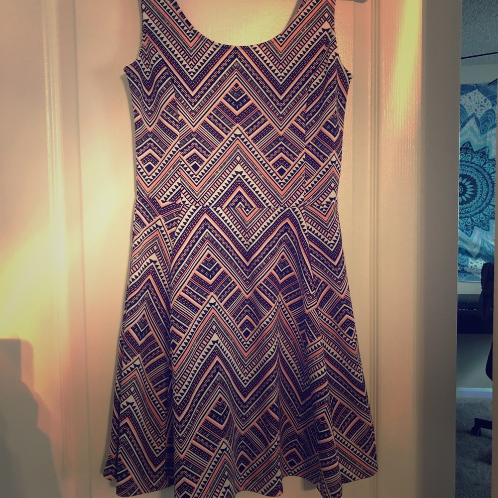 Cute form fitting pink dress